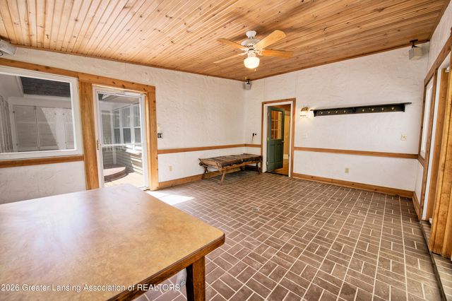 648 Sunset Lane, East Lansing, MI 48823