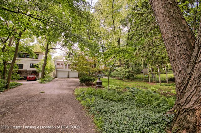 648 Sunset Lane, East Lansing, MI 48823
