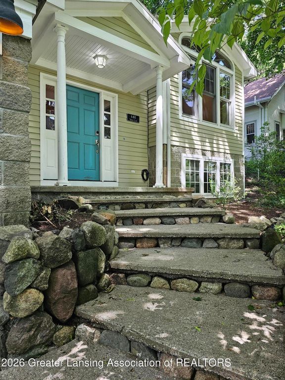 648 Sunset Lane, East Lansing, MI 48823