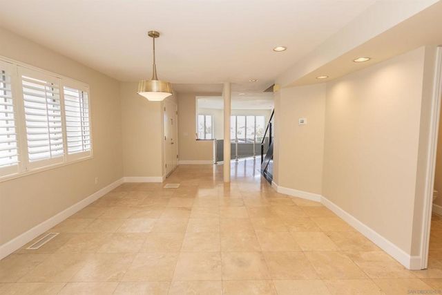 2511 Manchester Ave, Cardiff By The Sea, CA 92007