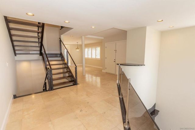 2511 Manchester Ave, Cardiff By The Sea, CA 92007