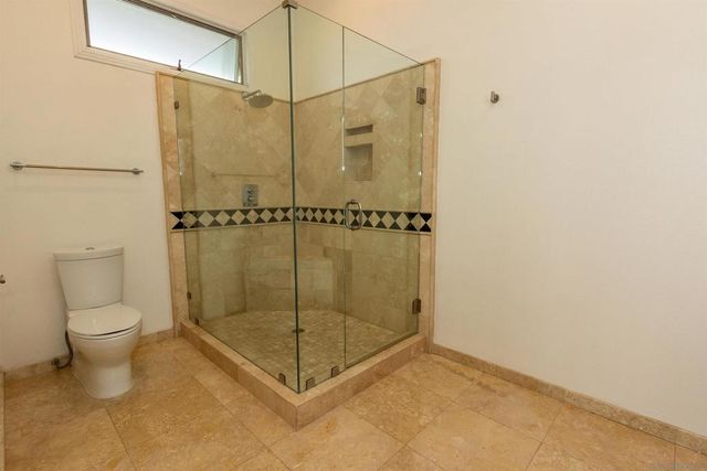 2511 Manchester Ave, Cardiff By The Sea, CA 92007