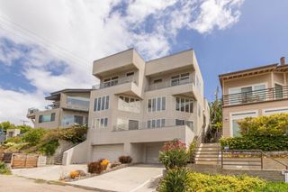 2511 Manchester Ave, Cardiff By The Sea, CA 92007