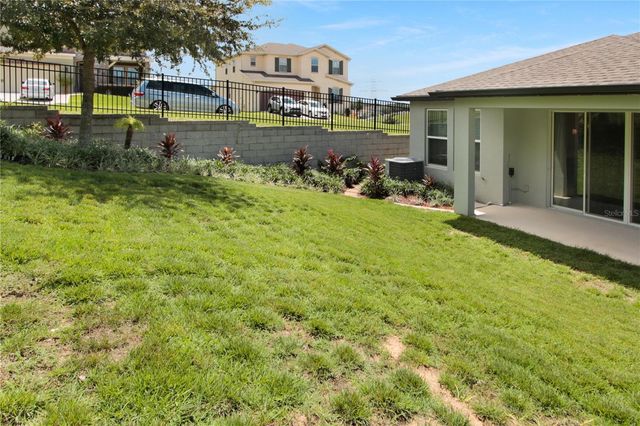 987 WAX MYRTLE AVENUE, Minneola, FL 34715