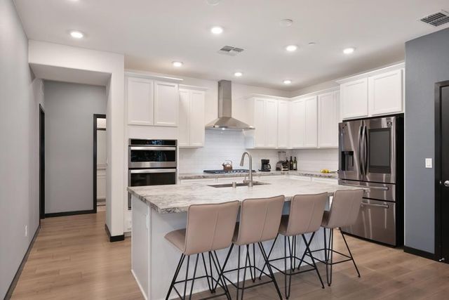 2690 Alcove Way, Sacramento, CA 95833