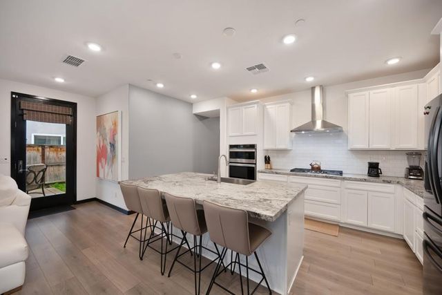 2690 Alcove Way, Sacramento, CA 95833