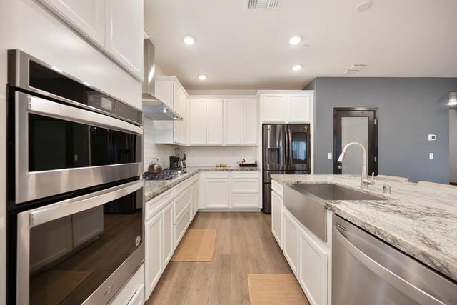 2690 Alcove Way, Sacramento, CA 95833