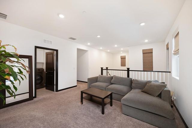 2690 Alcove Way, Sacramento, CA 95833