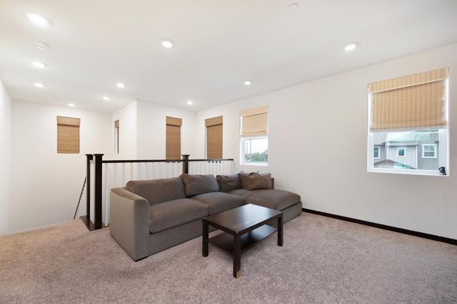 2690 Alcove Way, Sacramento, CA 95833