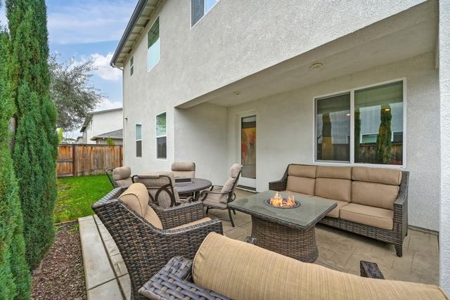 2690 Alcove Way, Sacramento, CA 95833