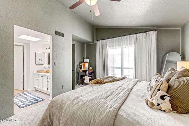 8202 N 21ST Drive B206, Phoenix, AZ 85021