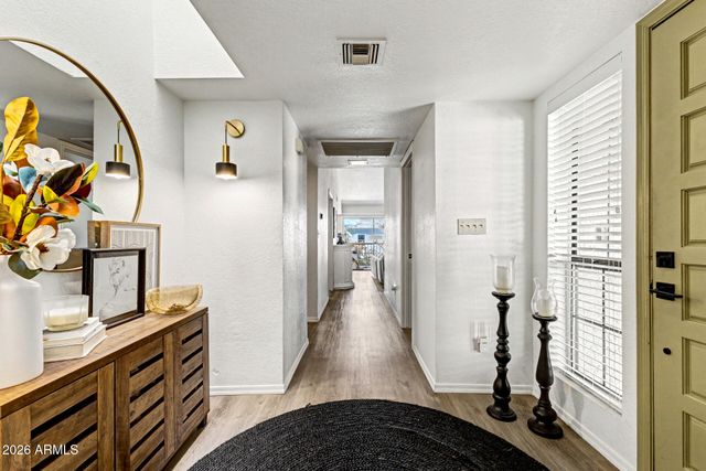 8202 N 21ST Drive B206, Phoenix, AZ 85021