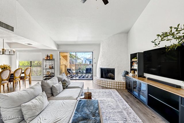 8202 N 21ST Drive B206, Phoenix, AZ 85021