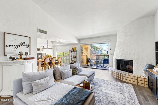 8202 N 21ST Drive B206, Phoenix, AZ 85021