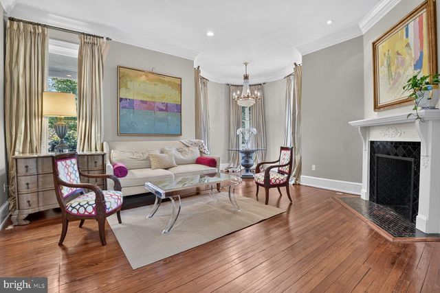 10400 MONTGOMERY AVE, Kensington, MD 20895