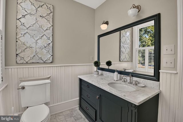 10400 MONTGOMERY AVE, Kensington, MD 20895