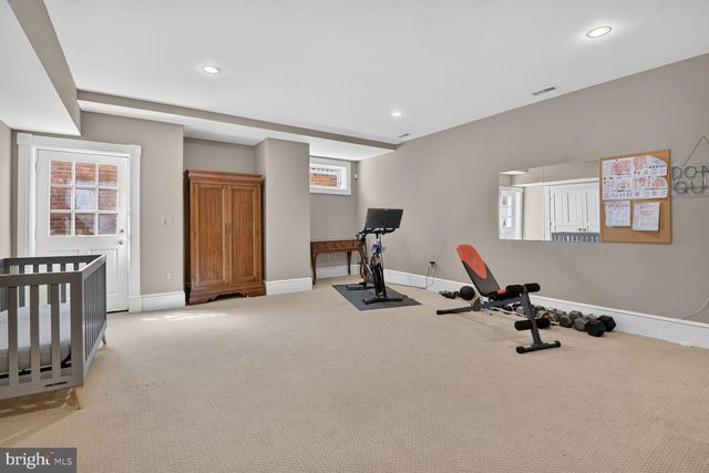 10400 MONTGOMERY AVE, Kensington, MD 20895