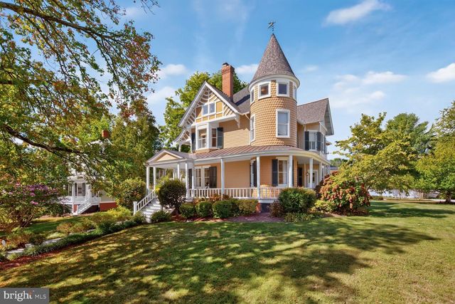 10400 MONTGOMERY AVE, Kensington, MD 20895