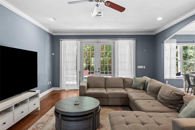 3317 W LEONA STREET, Tampa, FL 33629