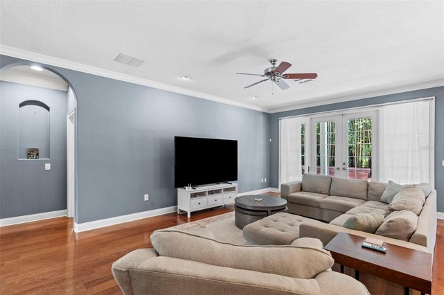 3317 W LEONA STREET, Tampa, FL 33629