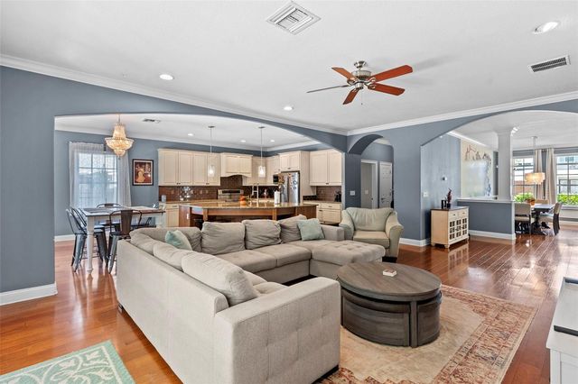 3317 W LEONA STREET, Tampa, FL 33629