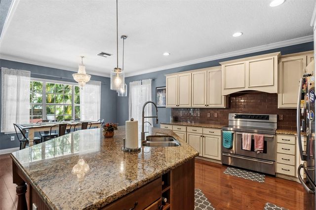 3317 W LEONA STREET, Tampa, FL 33629