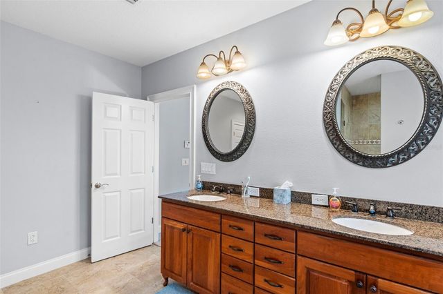 3317 W LEONA STREET, Tampa, FL 33629