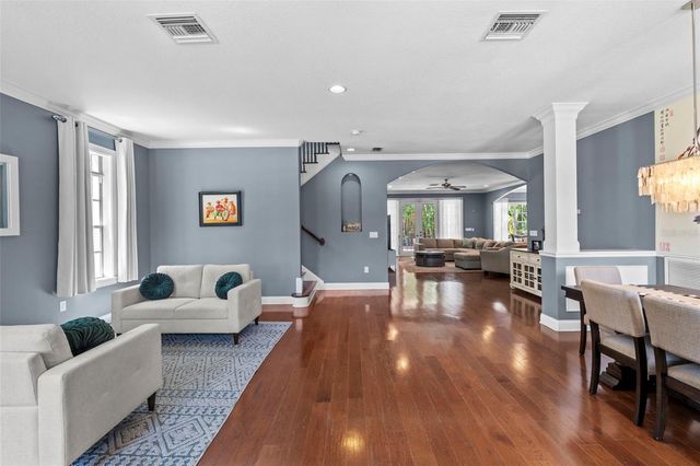 3317 W LEONA STREET, Tampa, FL 33629