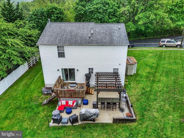 77 PATTERSON DRIVE, Robesonia, PA 19551