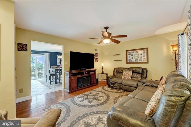77 PATTERSON DRIVE, Robesonia, PA 19551