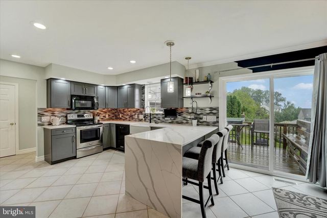77 PATTERSON DRIVE, Robesonia, PA 19551