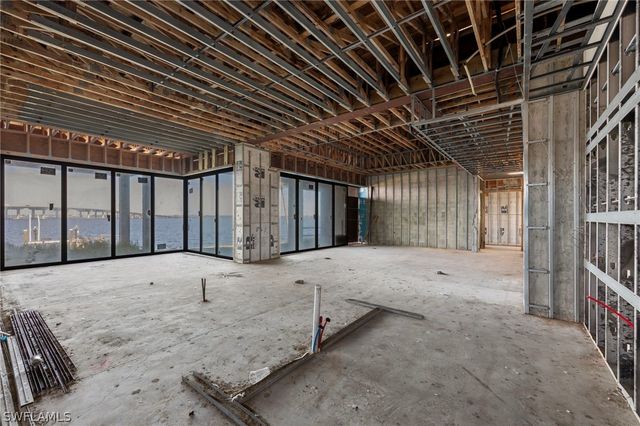 1211 Caloosa PT, Fort Myers, FL 33901