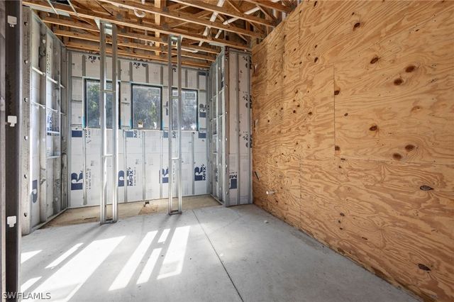 1211 Caloosa PT, Fort Myers, FL 33901