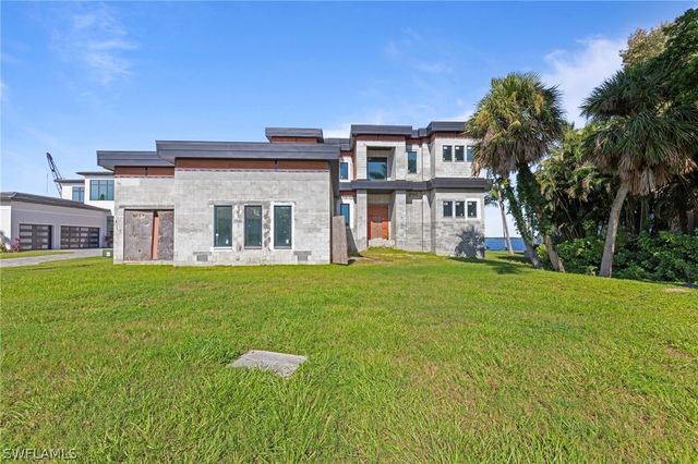 1211 Caloosa PT, Fort Myers, FL 33901