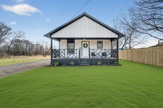 705 S 3rd Street E, Dawson, TX 76639