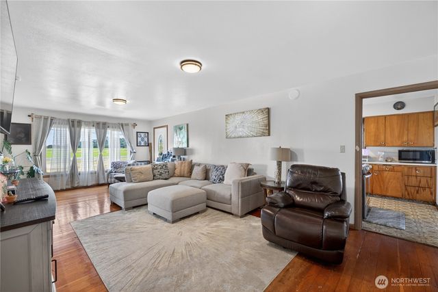 19933 Cook Road, Burlington, WA 98233