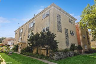5231 N POTAWATOMIE Street 2W, Chicago, IL 60656