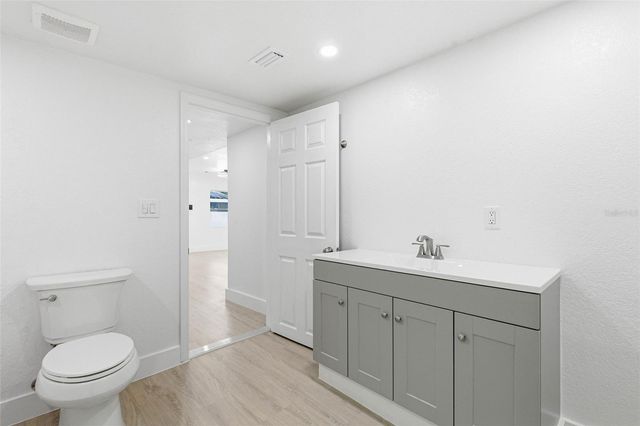 2305 E 148TH AVENUE, Lutz, FL 33549