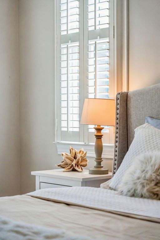 Image 27 of property listing at 46 Eastlake Road, Mount Pleasant, SC 29464