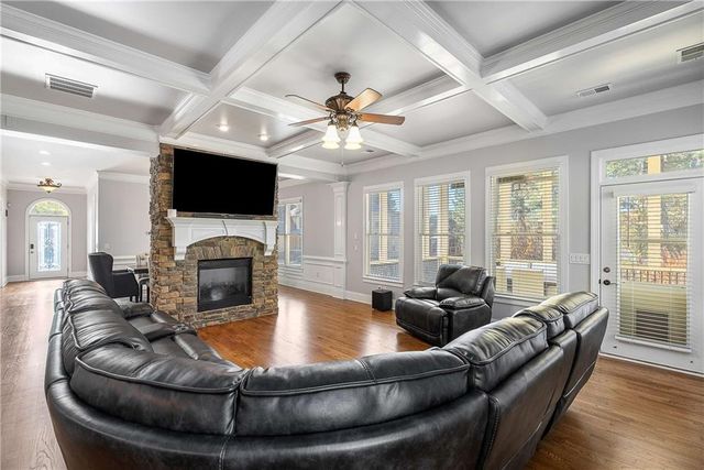679 Crystal Cove Court, Loganville, GA 30052