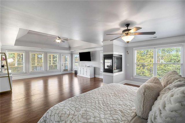 679 Crystal Cove Court, Loganville, GA 30052