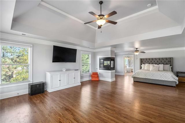 679 Crystal Cove Court, Loganville, GA 30052