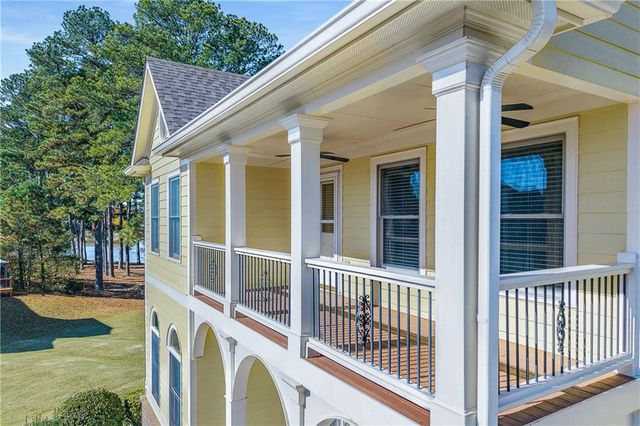 679 Crystal Cove Court, Loganville, GA 30052