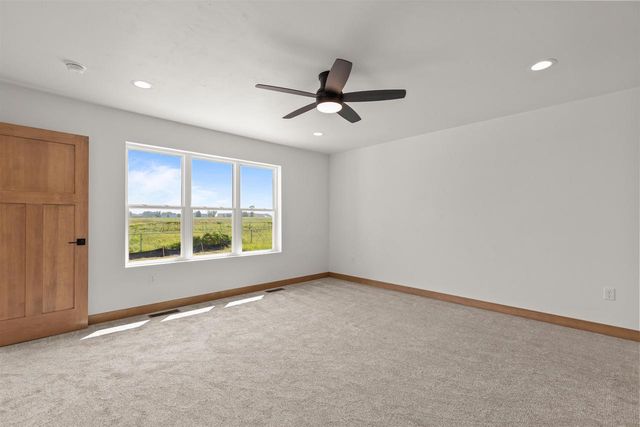 1232 S KENSINGTON DRIVE, Appleton, WI 54915