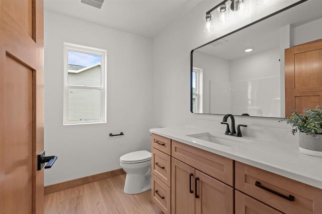 1232 S KENSINGTON DRIVE, Appleton, WI 54915
