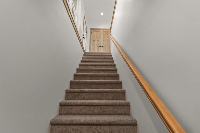 1232 S KENSINGTON DRIVE, Appleton, WI 54915
