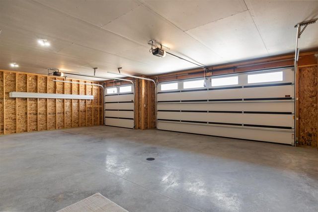 1232 S KENSINGTON DRIVE, Appleton, WI 54915