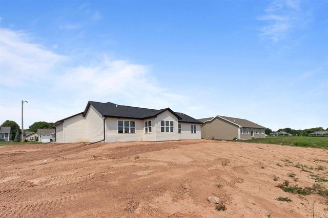 1232 S KENSINGTON DRIVE, Appleton, WI 54915