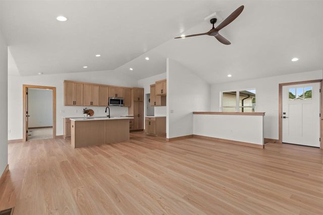 1232 S KENSINGTON DRIVE, Appleton, WI 54915
