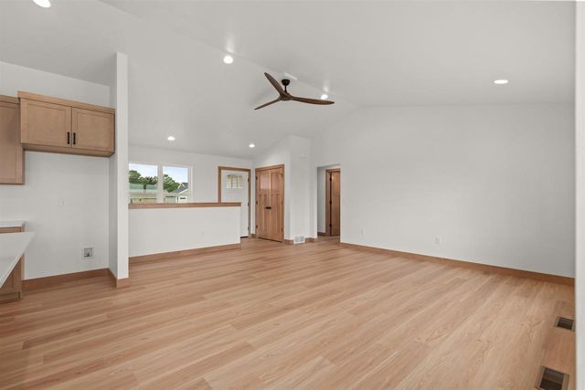 1232 S KENSINGTON DRIVE, Appleton, WI 54915